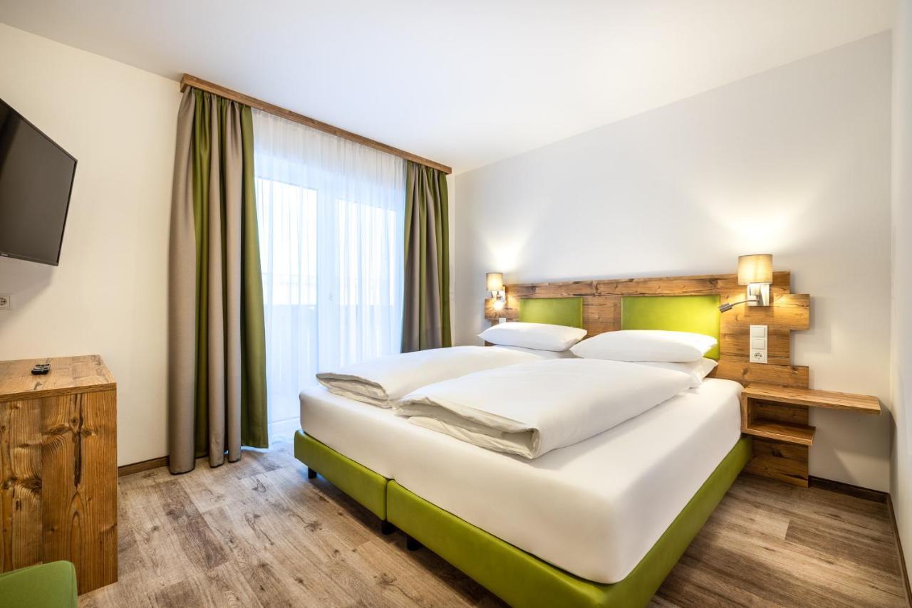 Hotel Der Alpenblick Sankt Johann im Pongau Exterior foto