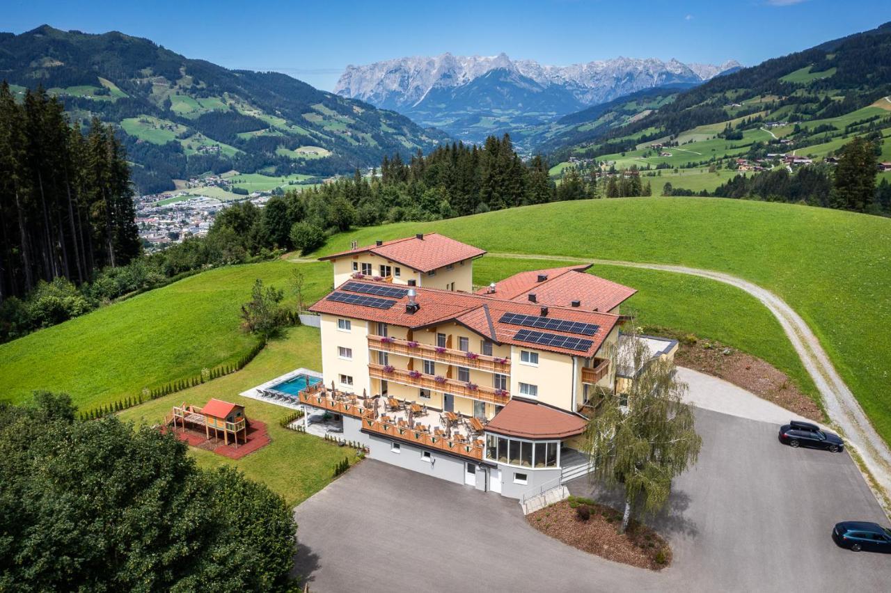 Hotel Der Alpenblick Sankt Johann im Pongau Exterior foto
