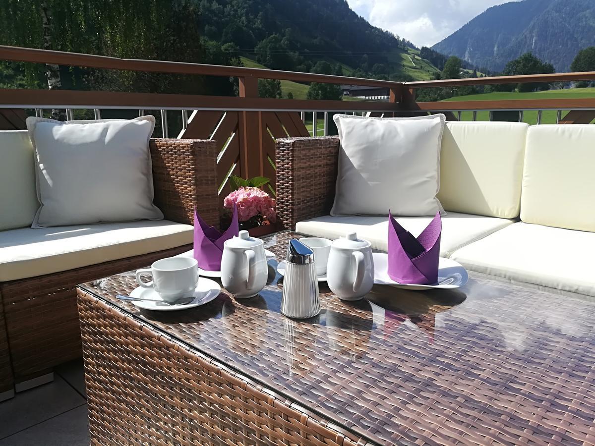 Hotel Der Alpenblick Sankt Johann im Pongau Exterior foto